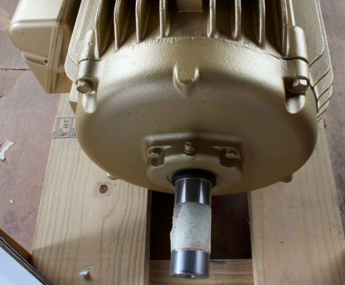 ABB - BALDOR ELECTRIC MOTOR 5/7.5HP 190/380/230/460V 50/60Hz