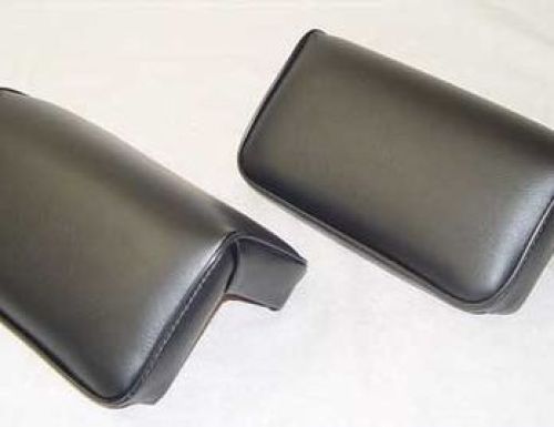 JOHN DEERE AFTERMARKET ARM REST (PAIR)
