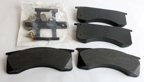MERITOR PAD DISC BRAKE - FRONT AND REAR