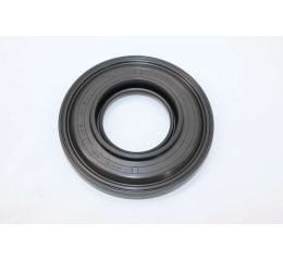 OUTER REAR WHEEL HUB OIL SEAL