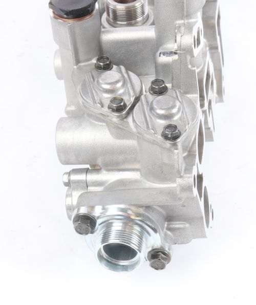VOLVO PENTA OIL FILTER HOUSING