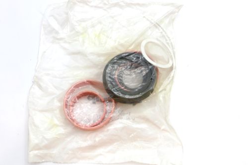 JLG KITSEAL CYLINDER Z60 (63203) USE