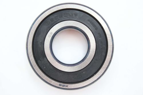 NSK BALL BEARING  25MM ID  62MM OD  17MM THICKNESS