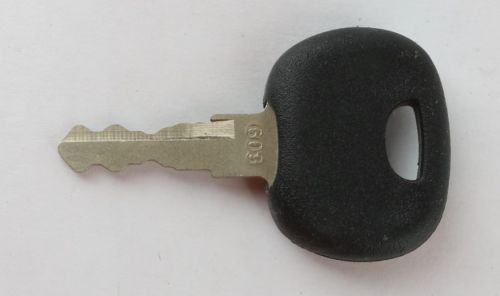 LEEBOY KEY IGNITION HATZ DIESEL-SH146