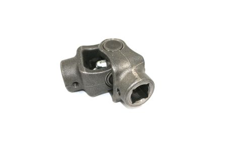 NEAPCO LLC YOKE AND UNIVERSAL JOINT ASSEMBLY