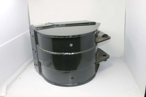BOBCAT BUCKET