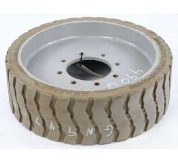 22X7X17 3/4\" BLACKSTONE-OTR SOLID TIRE W/RIM