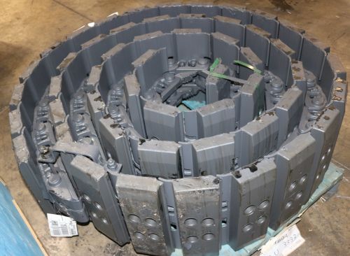 VOLVO TRACK SHOE ASSEMBLY