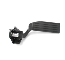 ACCELERATOR PEDAL