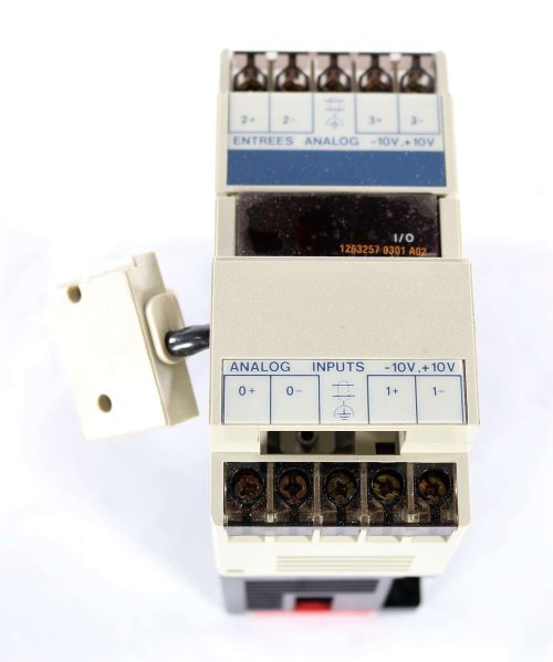 TELEMECANIQUE ANALOG INPUT MODULE
