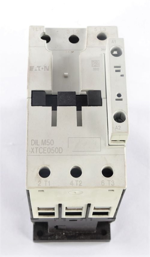 CUTLER HAMMER CONTACTOR 24VAC COIL 3P 50A DILM50 SERIES XT