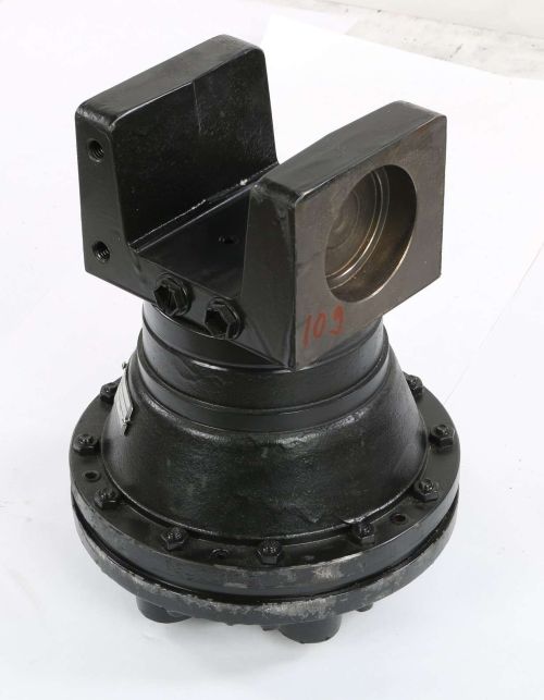 BLACK BRUIN HYDRAULIC MOTOR: RADIAL PISTON 630cc
