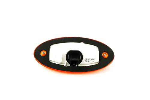 NAVISTAR AMBER MARKER LIGHT