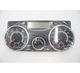 INSTRUMENT CLUSTER