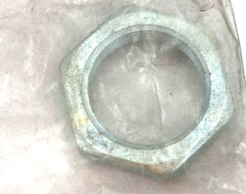 AUTOCAR PIVOT NUT
