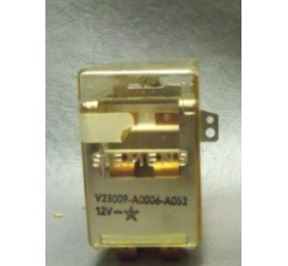 SWITCHING RELAY