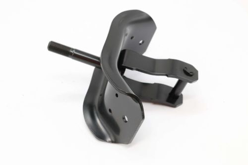 GM BRACKET; CAB RR
