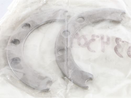 CUMMINS PLATE  CLAMP