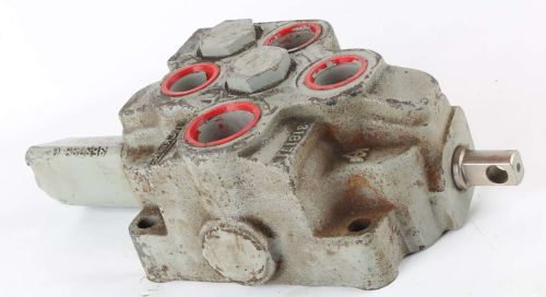 VICKERS HYDRAULIC DIRECTIONAL CONTROL VALVE
