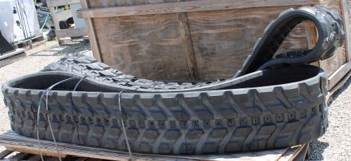 JLG TRACK ASM_RUBBERCARRIER TREAD 400X82X72.5 RS