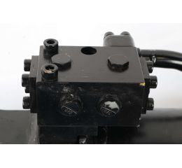 R80-7 DOZER CYLINDER ASSEMBLY