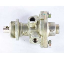 PNEUMATIC DASH CONTROL VALVE