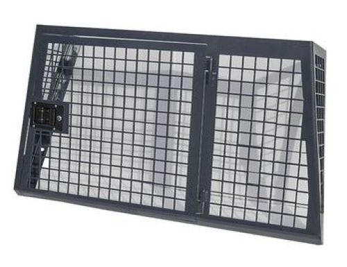 JOHN DEERE AFTERMARKET REAR SCREEN W/ DOOR