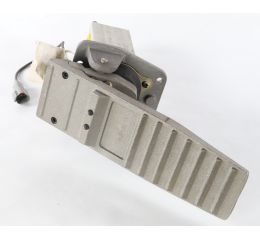 HYDRAULIC PEDAL BRAKE VALVE