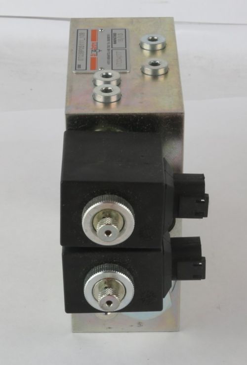 BOSCH REXROTH OIL CONTROL HYDRAULIC CONTROL VALVE