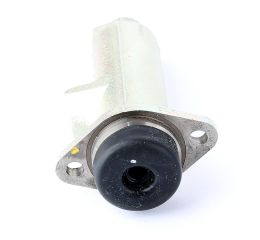 MASTER CYLINDER