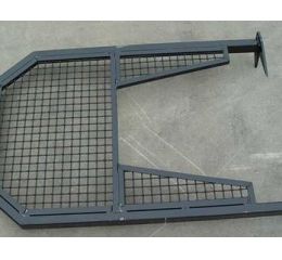 FRONT BRUSH SCREEN
