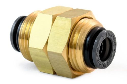 GATES FITTING BULKHEAD UNION MALE 1/4T DOT PUSH COMP