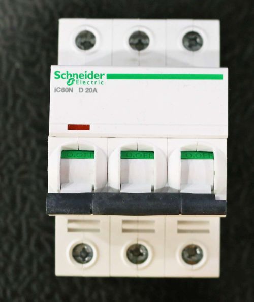 SCHNEIDER ELECTRIC MINIATURE CIRCUIT BREAKER