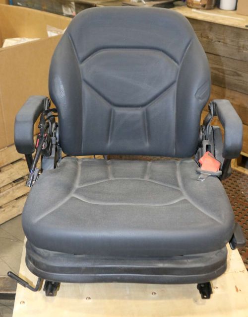 DOOSAN OPERATOR SEAT
