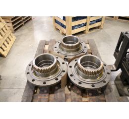CAST IRON WHEEL HUB