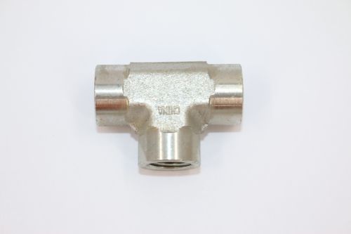 VOLVO T-NIPPLE