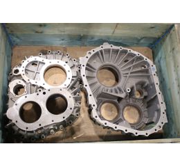 ALUMINUM TRANSFER CASE HOUSING