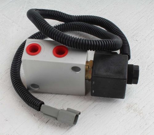 HYUNDAI VALVE ASSEMBLY-SOLENOID 27V DC 21W
