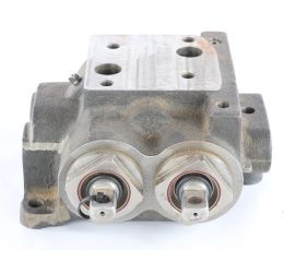 DIRECTIONAL VALVE ASSEMBLY