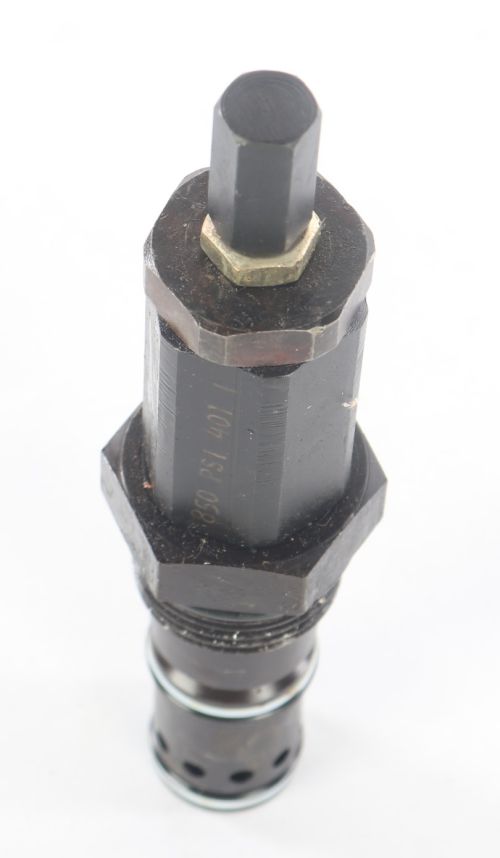 PARKER QUICK COUPLING DIVISION REDUCING VALVE 850 PSI