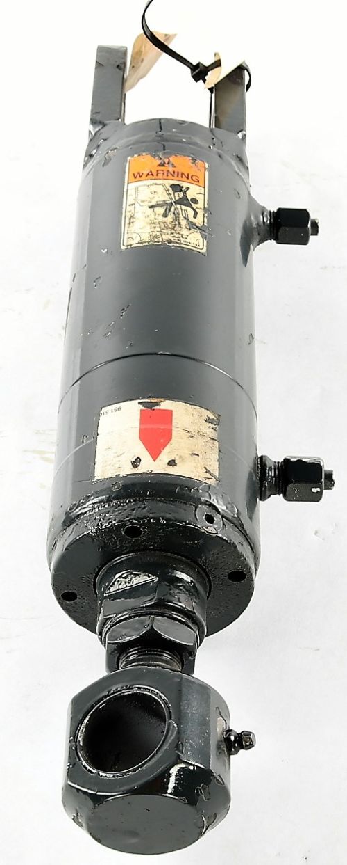 TMFL TILT CYLINDER 70-40-113.85