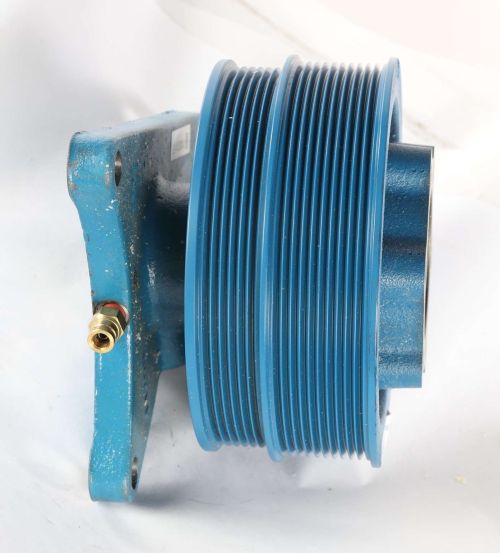 BORG WARNER FAN HUB