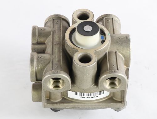 BENDIX RELAY VALVE