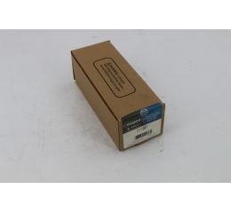 YOKE AND UNIVERSAL JOINT ASSEMBLY