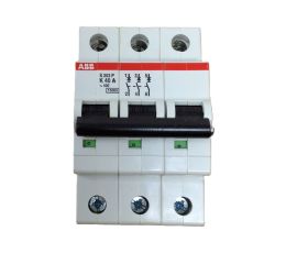 CIRCUIT BREAKER 40A 3P