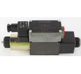 HYDRAULIC VALVE ASSEMBLY - DIRECTIONAL CONTROL SOLENOID