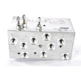 SHUTTLE VALVE BLOCK