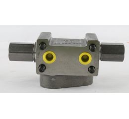CROSSOVER RELIEF VALVE ASSEMBLY