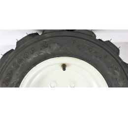 TIRE/RIM ASSEMBLY RIGHT SIDE