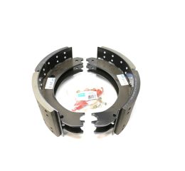 BRAKE SHOE KIT